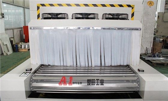 百級(jí)無(wú)塵潔凈隧道爐--愛(ài)旺工業(yè)設(shè)備